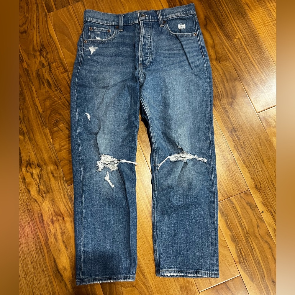GAP Women’s Cheeky Straight High Rise Distressed Blue Jeans